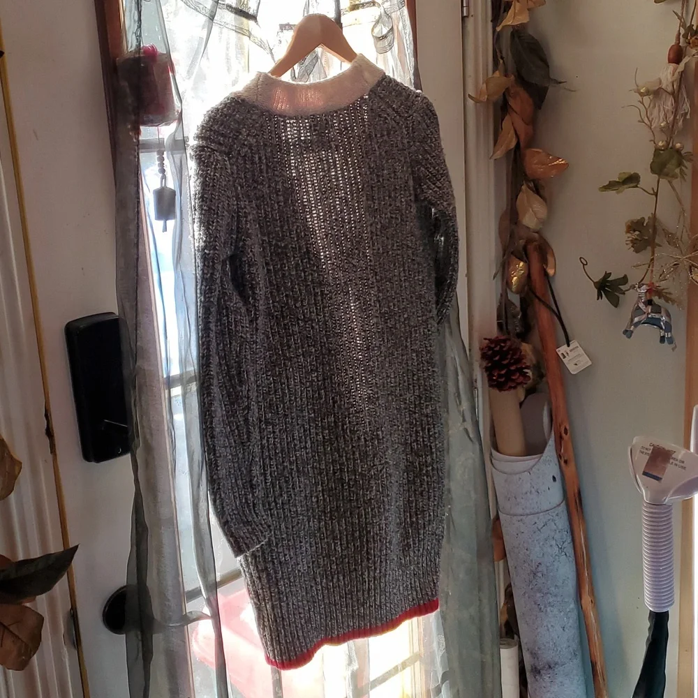 🍁🌲Rare Roots Toggle Cardigan - Picture 7 of 12